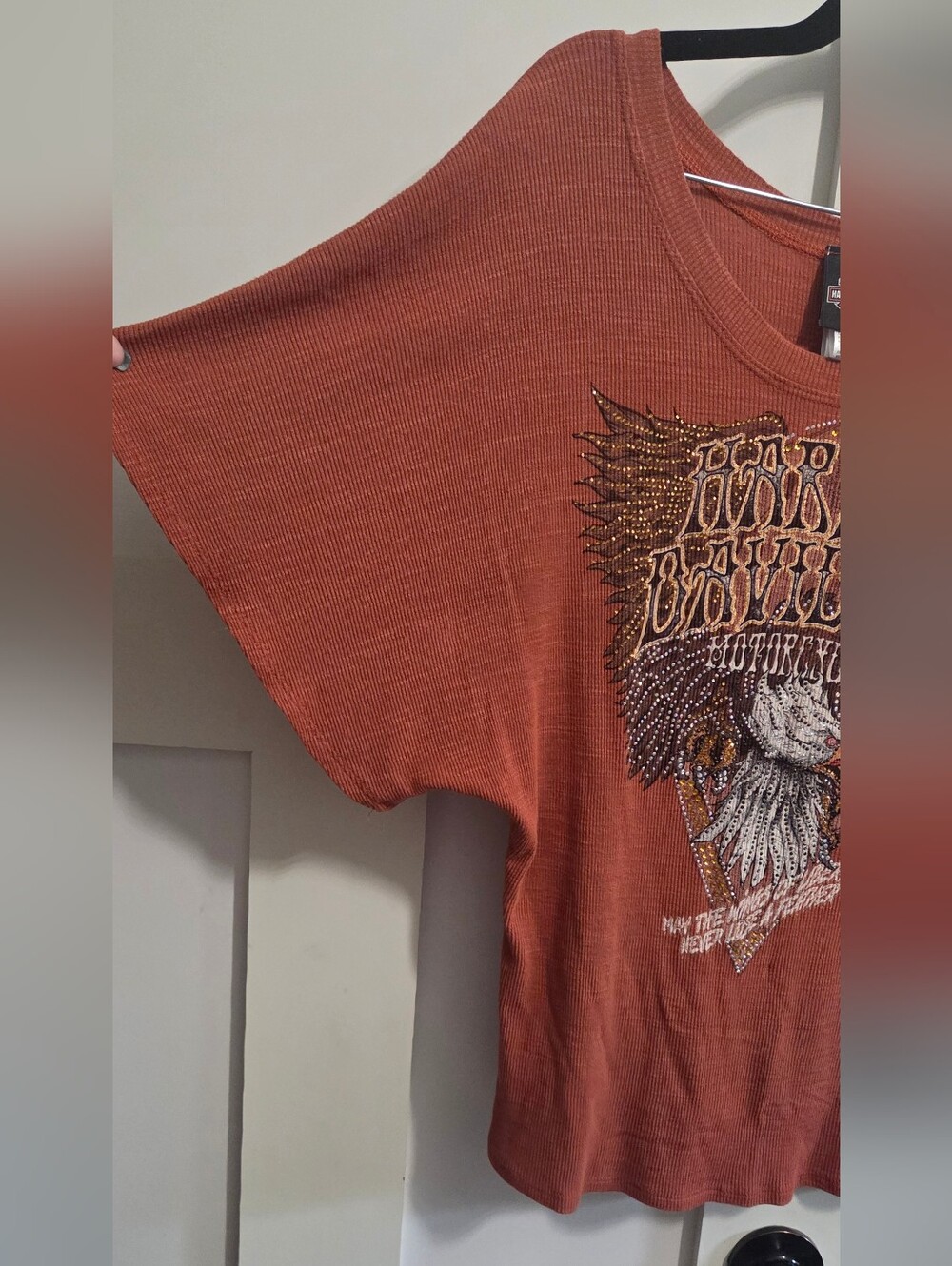 NWOT Vintage Harley-Davidson Flowy Sleeve Rust Bling Graphic Eagle Tee - Picture 6 of 7